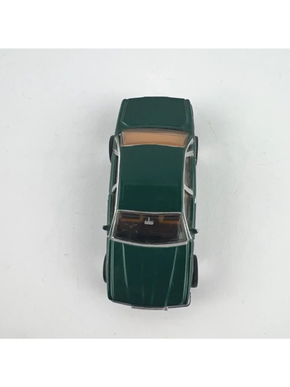 Vintage 1991 Matchbox Ultra Premiere Diecast 1:64 Jaguar XJ6 Dark Green Sedan NM